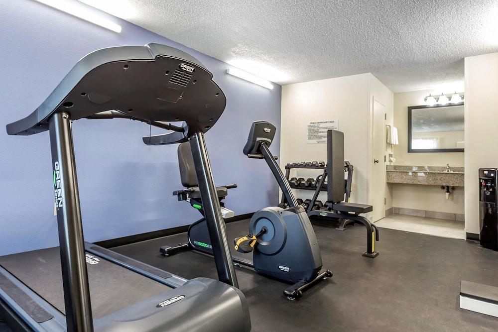 Quality Inn Pinehurst Area photo 33