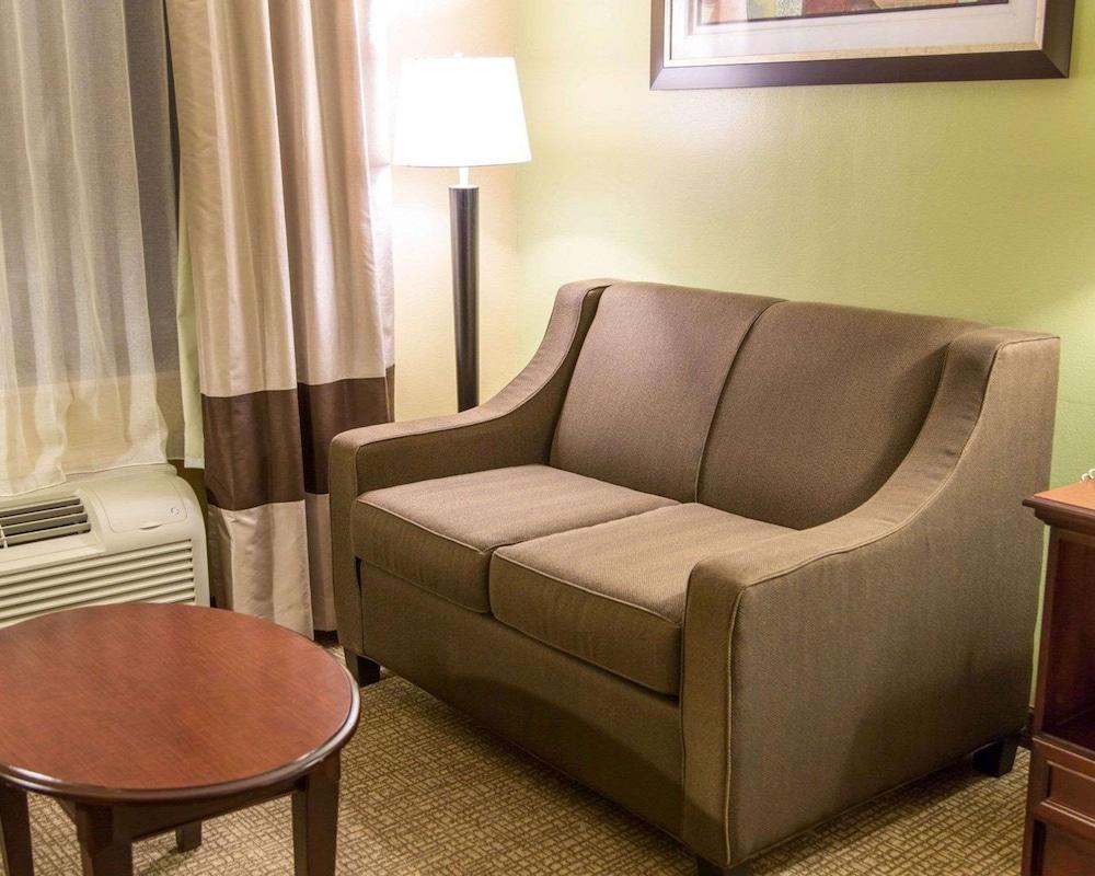 Comfort Inn Shreveport I-49 photo 14