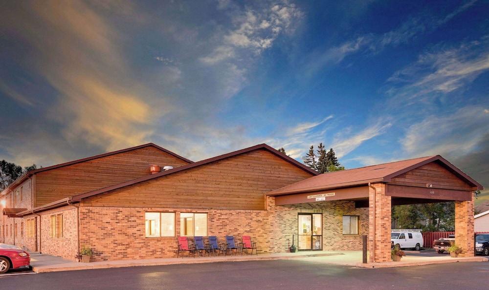 Super 8 by Wyndham Ashland — hotel in Ashland