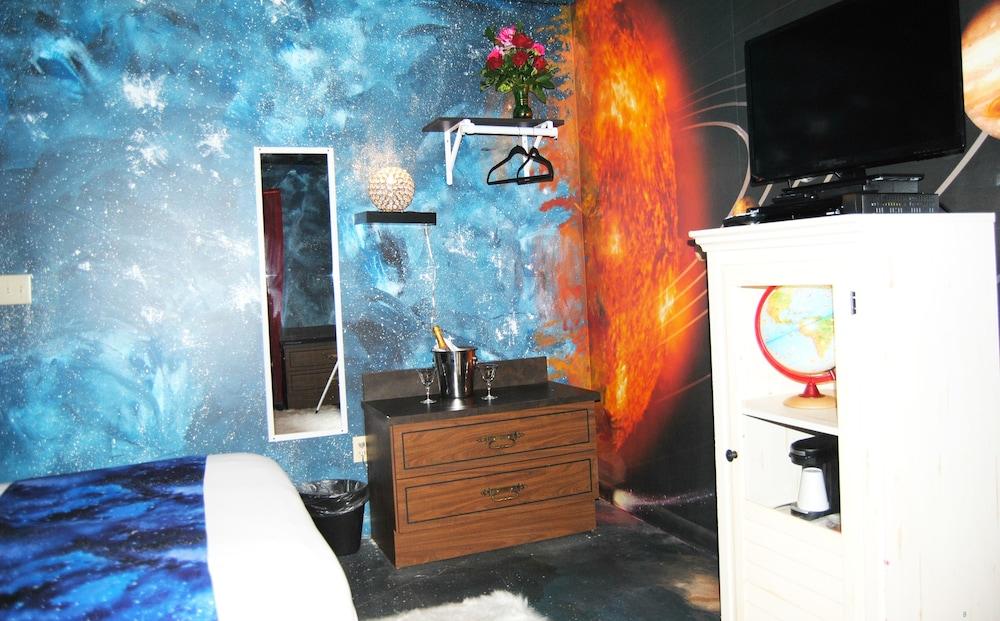 Pandora's Forest - Adults Only photo 19