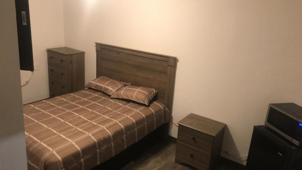 Rose's Lodging photo 3