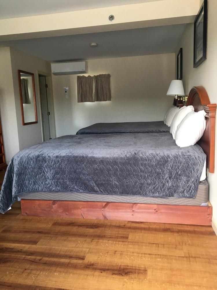 The Towne Motel photo 33