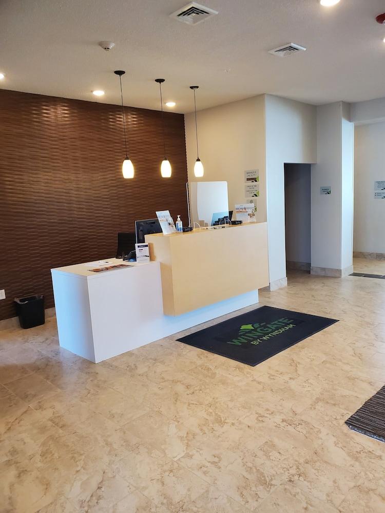 Wingate by Wyndham Christiansburg photo 17