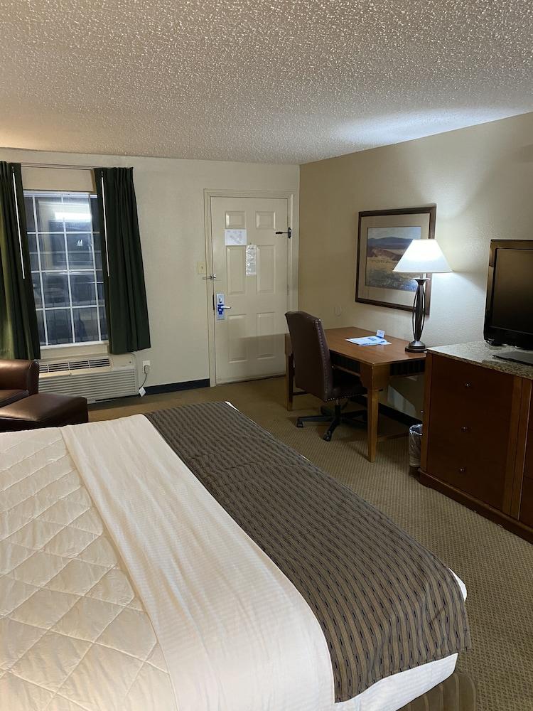 Rodeway Inn San Angelo South photo 13