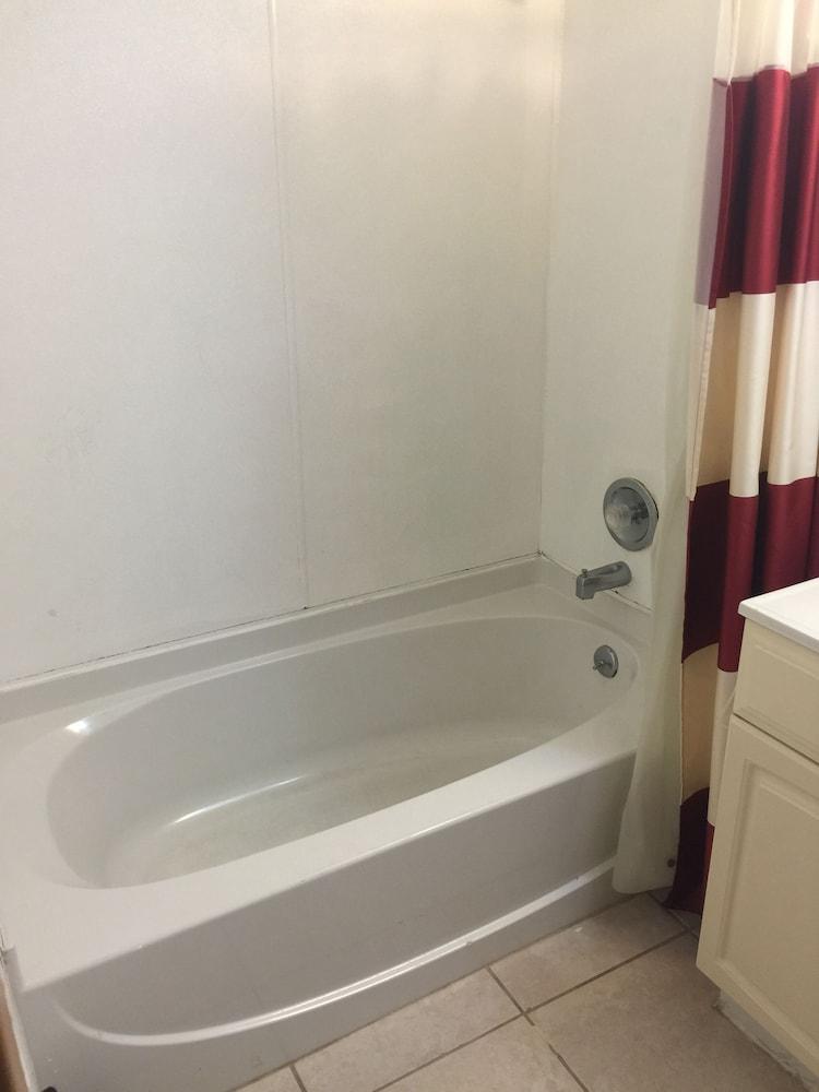 Cloud 9 Inn photo 9