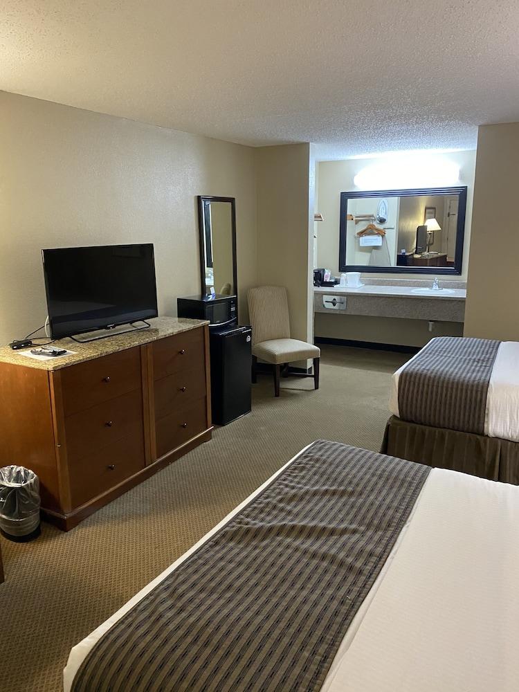 Rodeway Inn San Angelo South photo 10