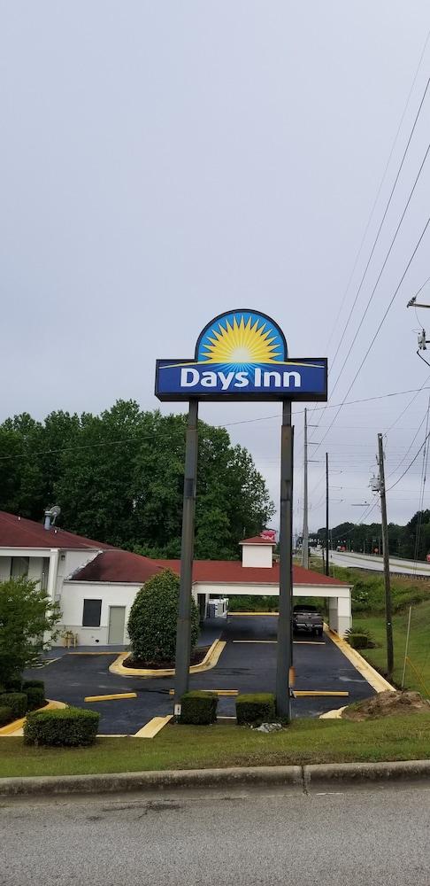 Days Inn by Wyndham Augusta / Fort Eisenhower photo 3