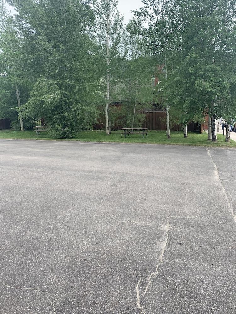 Four Winds Motel photo 12