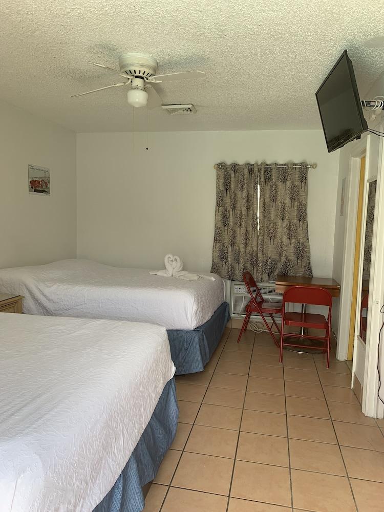 SunShine Motel photo 20