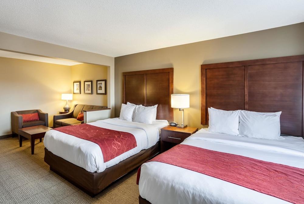 Comfort Suites Lincoln North photo 26