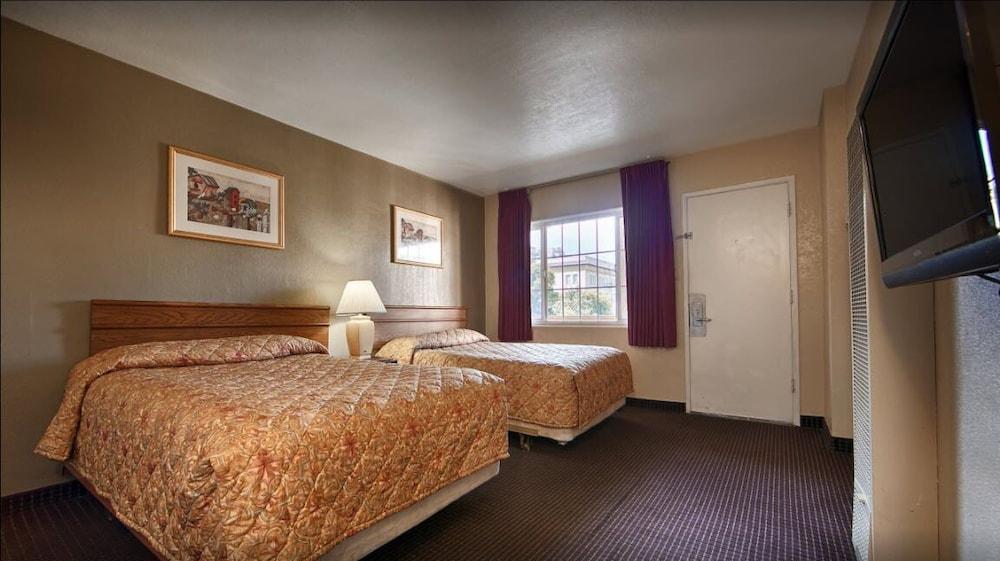 Civic Center Inn photo 4