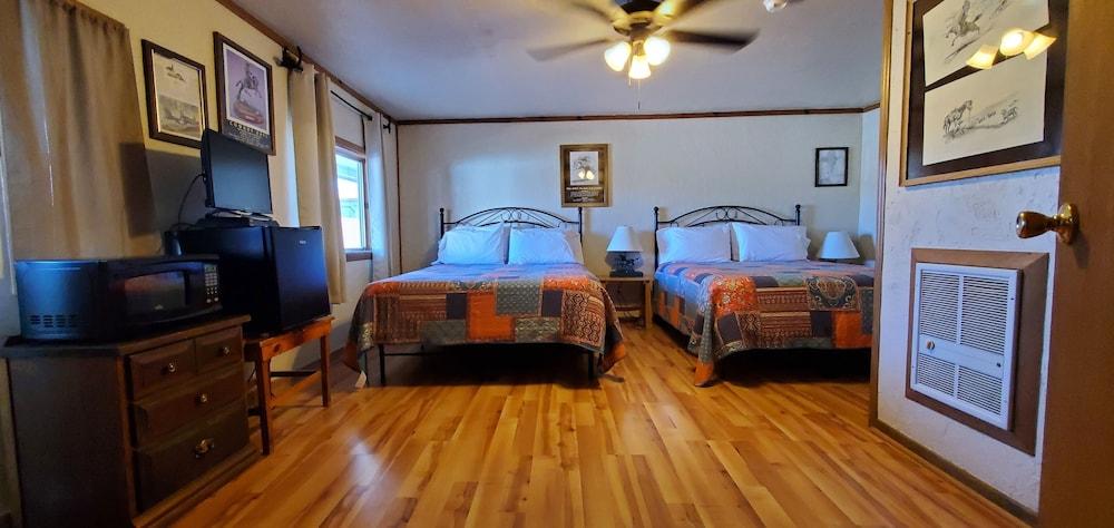 Hikers Cimarron Inn & RV Park LLC photo 29