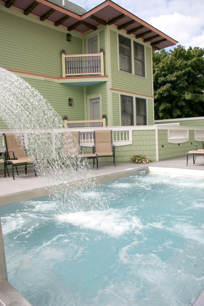 Inn on Mackinac photo 61
