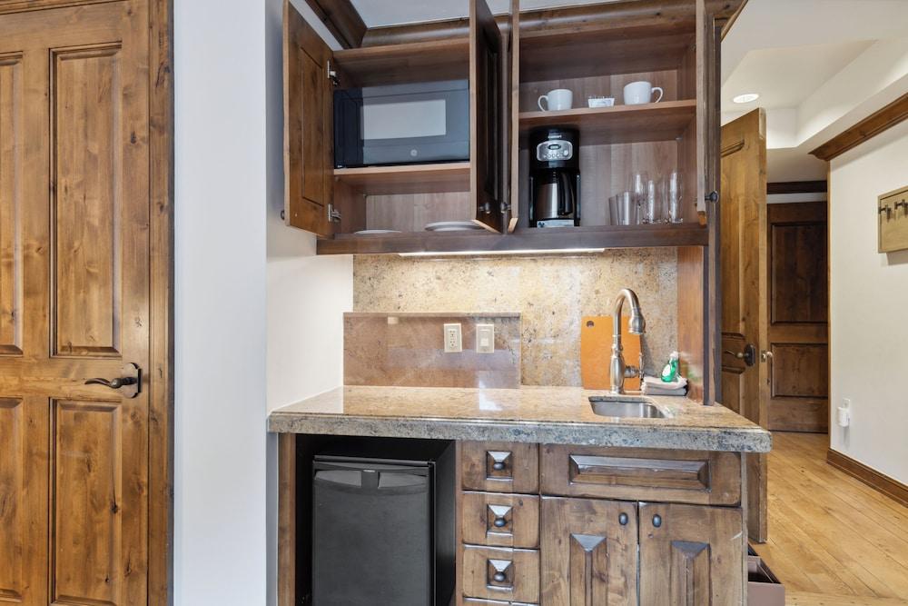 The Aspen Mountain Residences photo 27