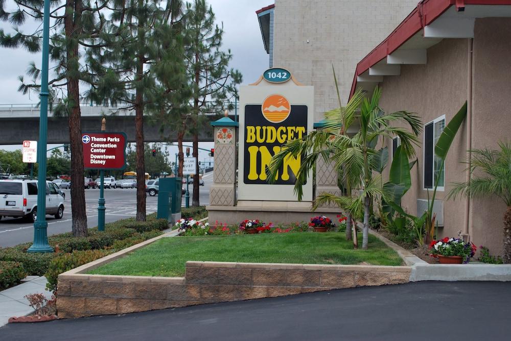 Budget Inn Anaheim photo 25