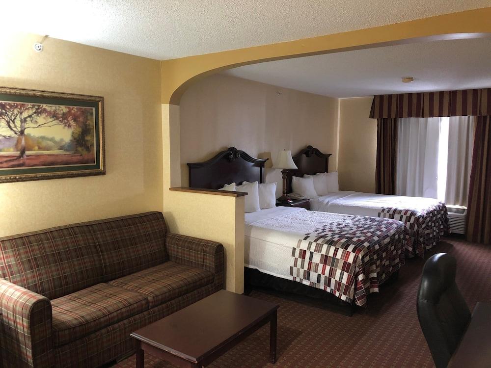 Red Roof Inn & Suites Chestertown photo 8