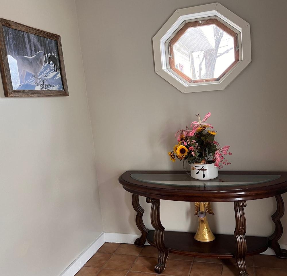 Oswego Inn photo 9