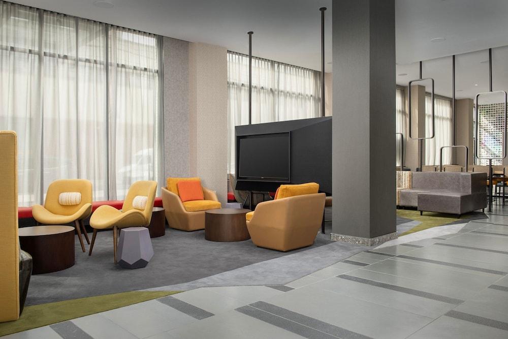 SpringHill Suites by Marriott New York Queens photo 7