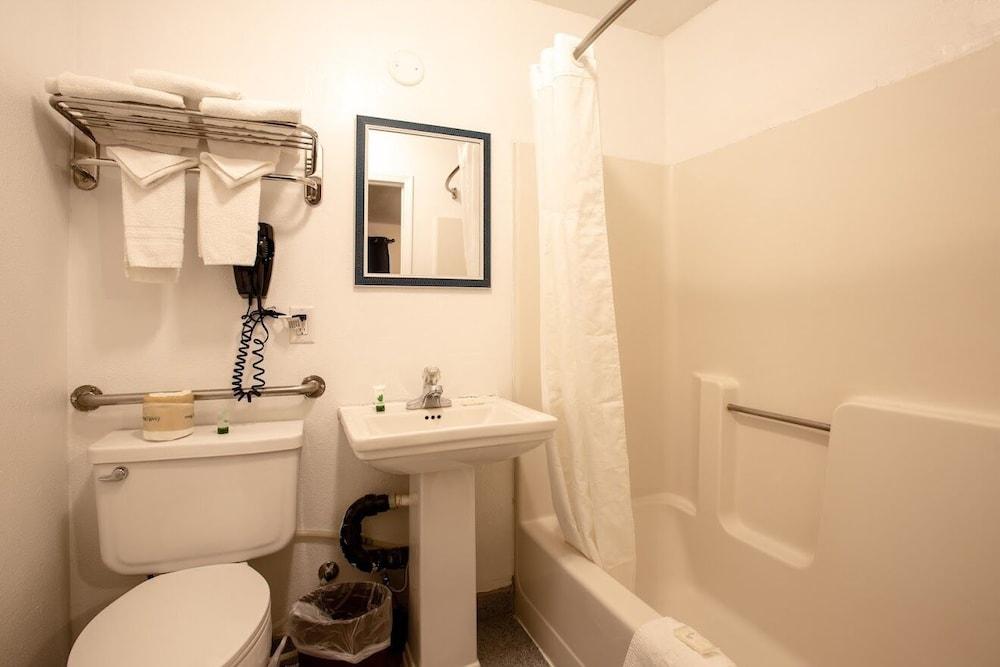 Celilo Inn photo 19