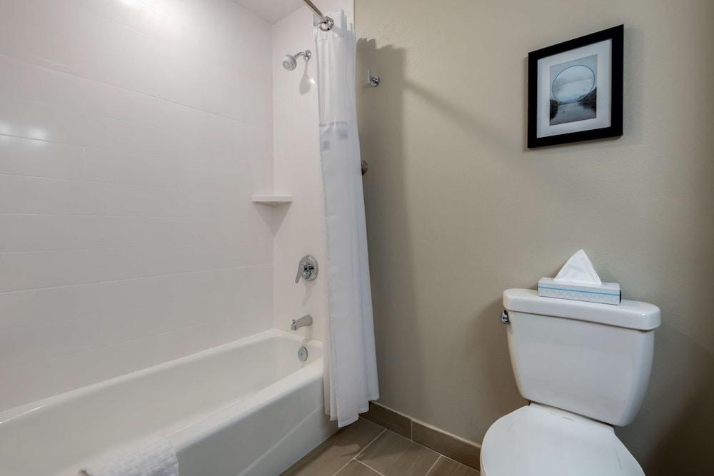 Best Western Plus Rumford Falls photo 2
