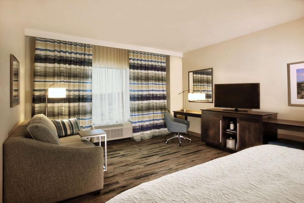 Hampton Inn & Suites Baltimore/Aberdeen photo 7