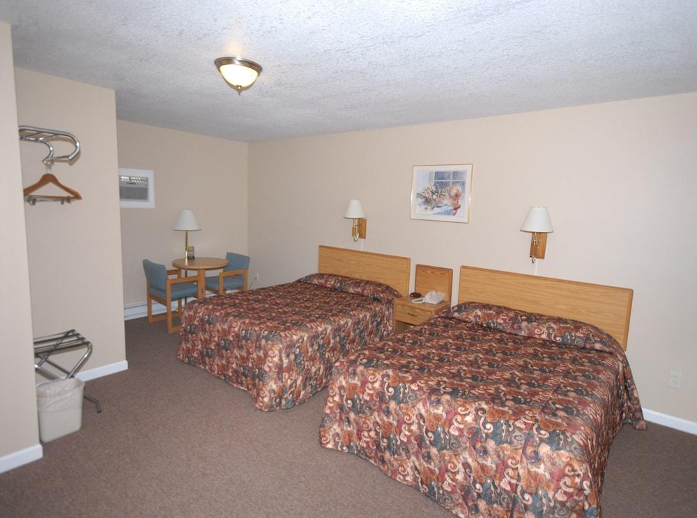 Wayside Motel photo 6