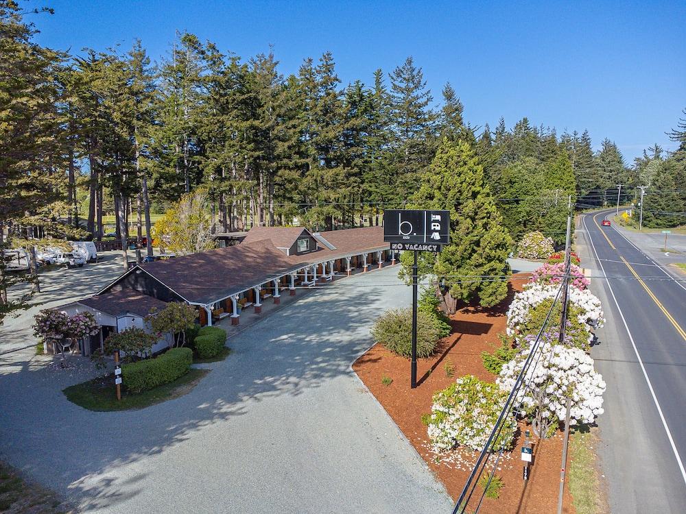 b.side motel + rv photo 23