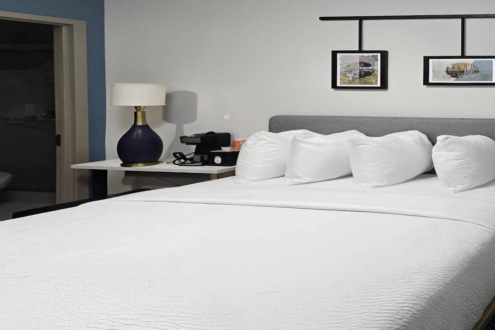 Sleep Inn photo 2