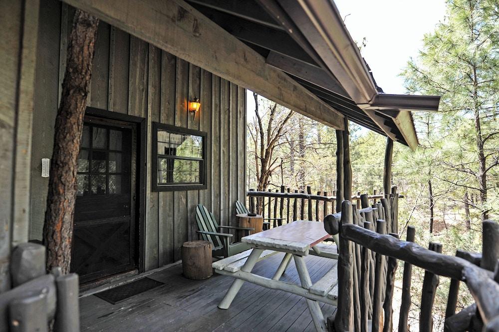 Bear Creek Motel And Cabins photo 64