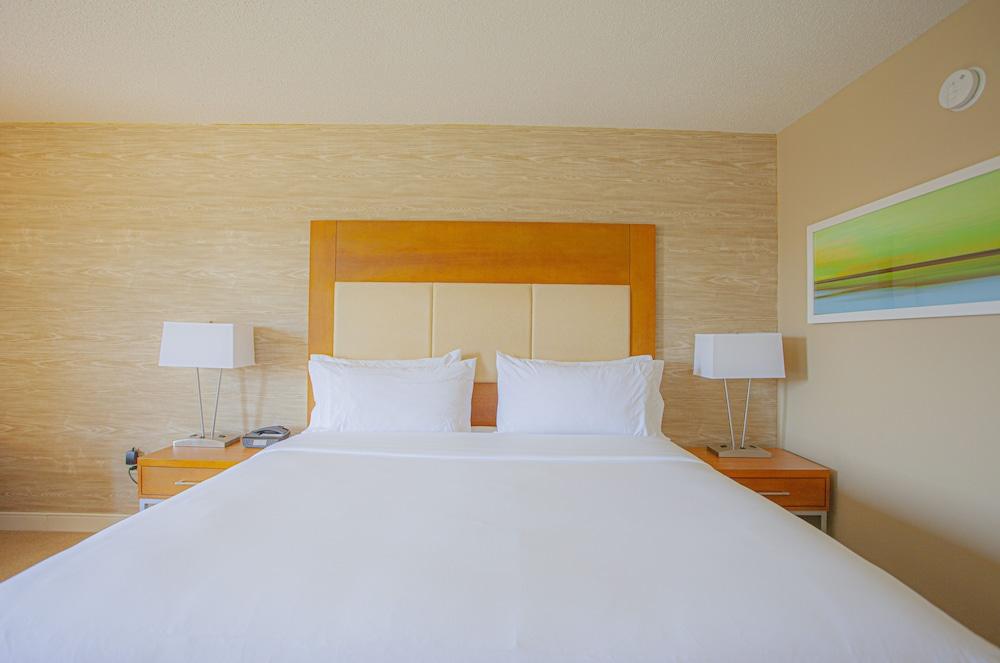 Holiday Inn & Suites Spring- The Woodlands Area by IHG photo 22