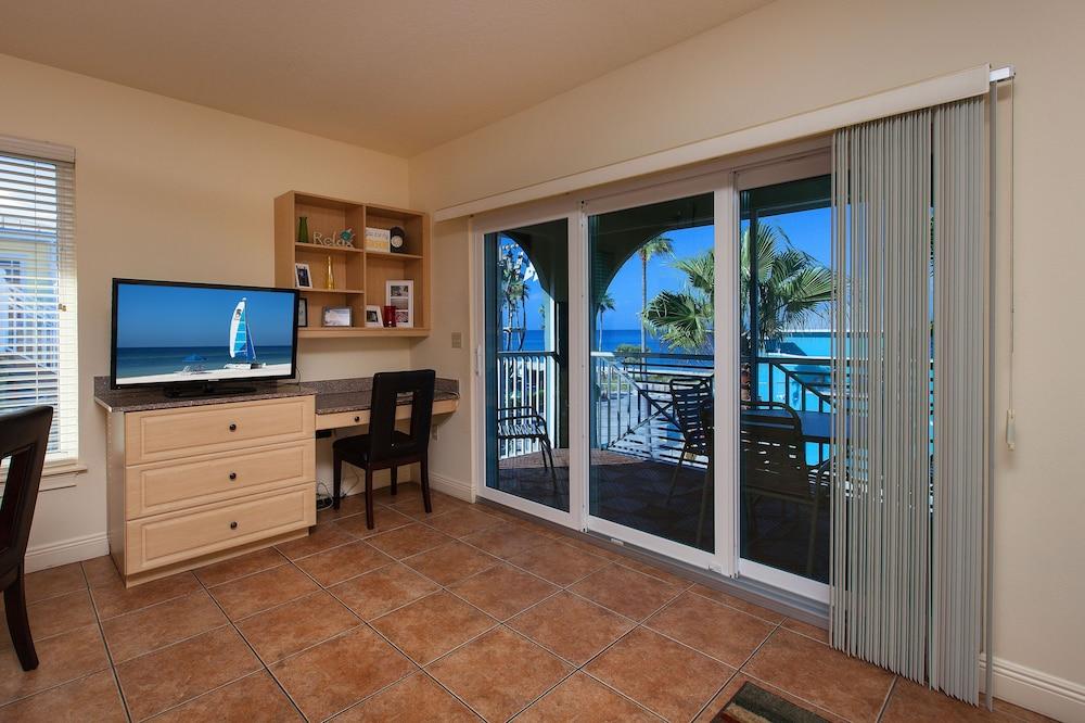 Bridgewalk Resort photo 33