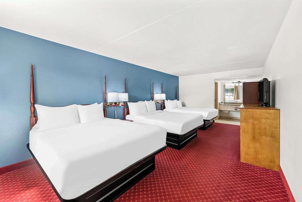 Clarion Inn Branson photo 16