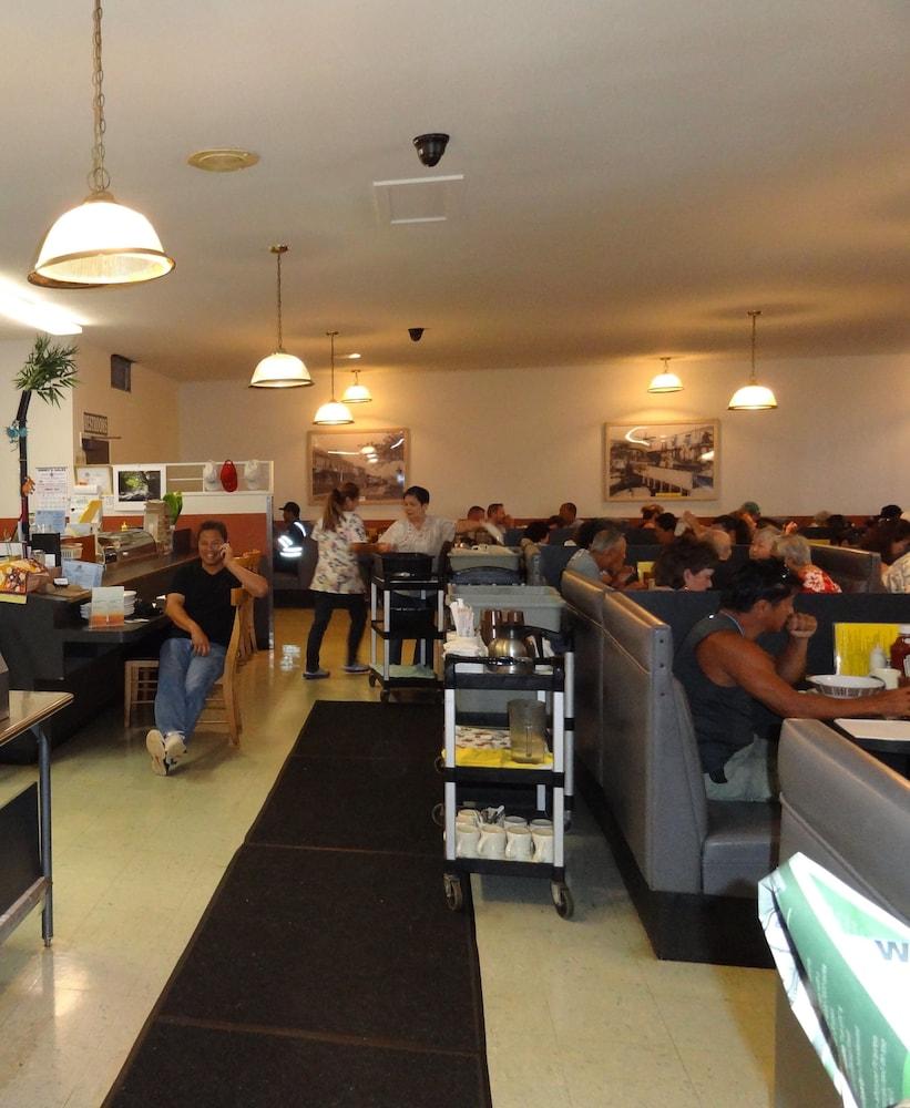 Tip Top Motel Cafe & Bakery photo 13