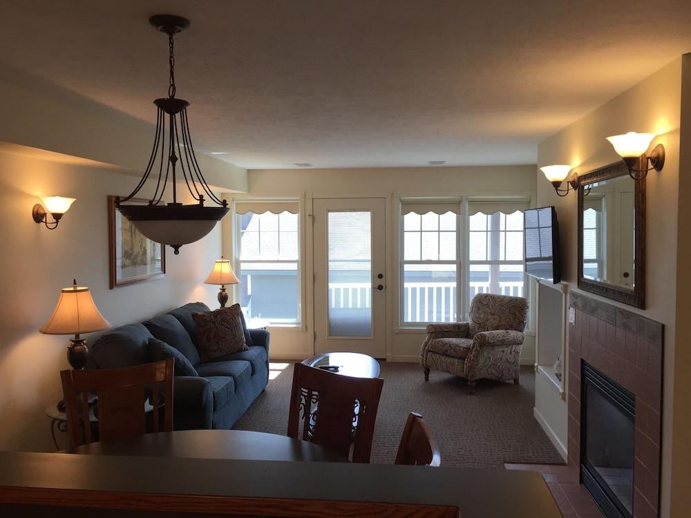 Harbor Lights Resort photo 9