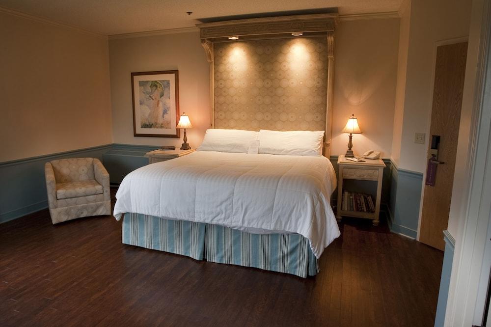 La Tourelle Inn & Spa photo 41