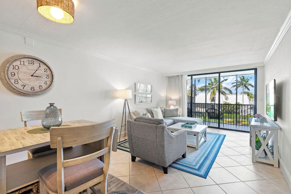 Sundial Beach Resort & Spa photo 5