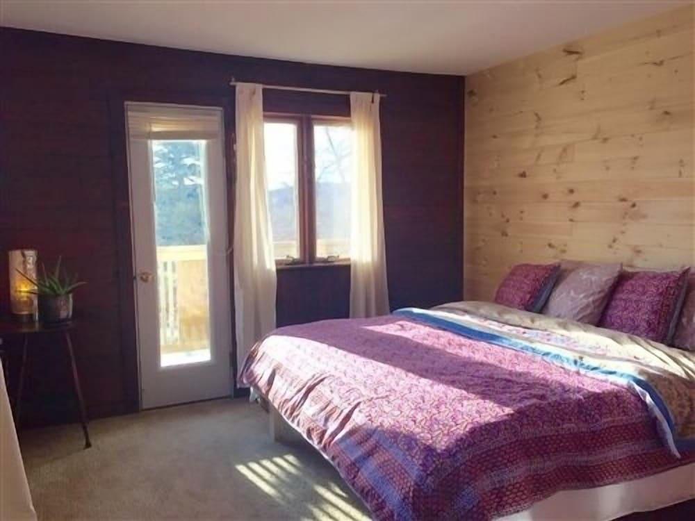 Lotus Mountain Retreat photo 21