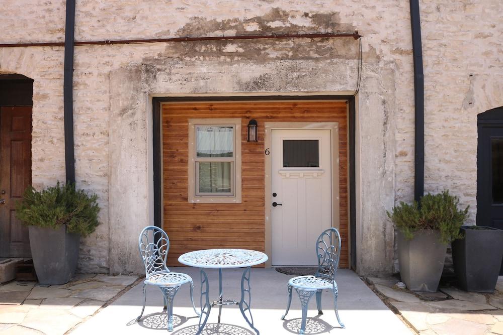 Hico's Upstairs Inn photo 3