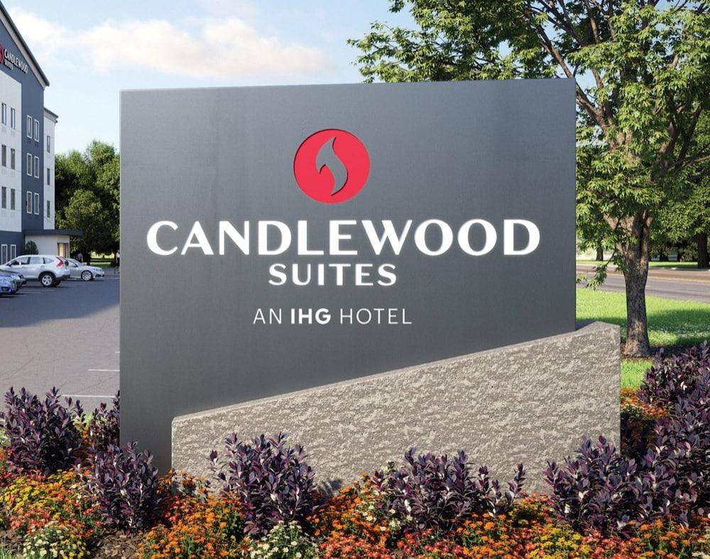Candlewood Suites Miami Doral by IHG photo 1