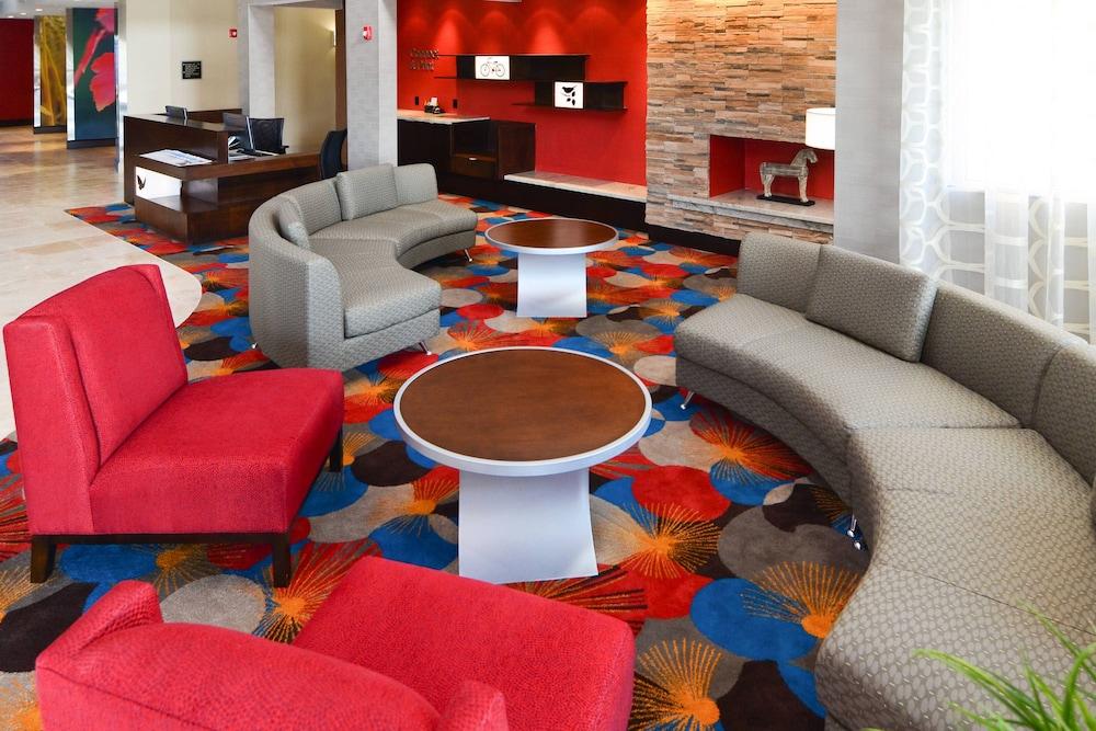 Fairfield Inn & Suites Houston-North Spring photo 2
