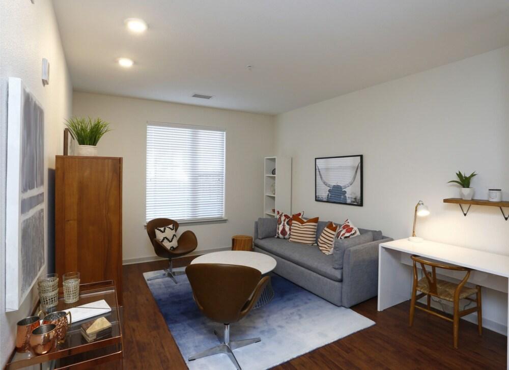Suite Destination Downtown Austin photo 10