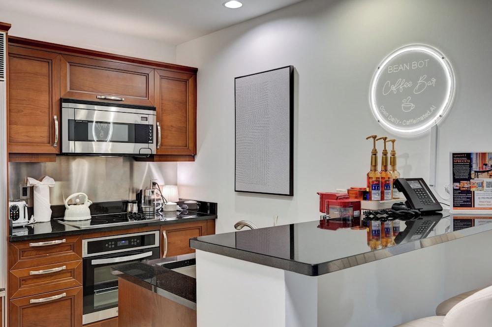 Suite Hub LV at Signature Sphere View photo 21
