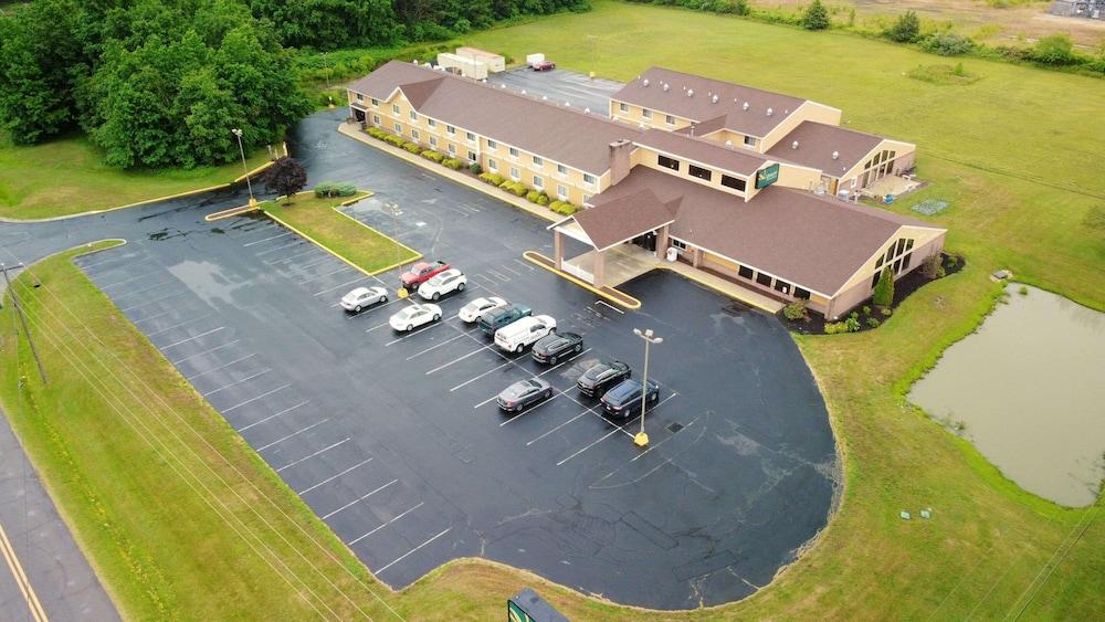 Quality Inn & Suites Harrington - Milford photo 2