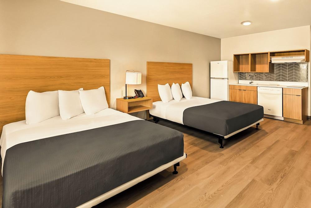 LivAway Suites Seattle-Renton photo 11
