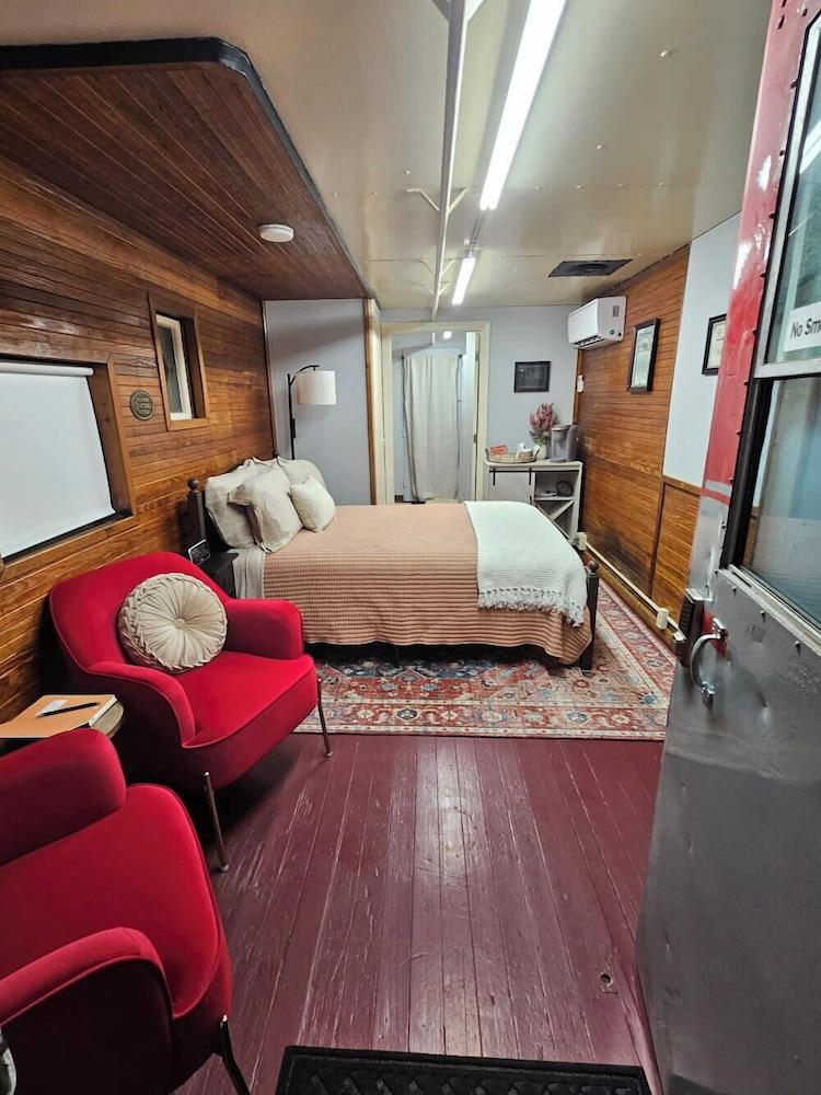 Caboose Inn photo 3