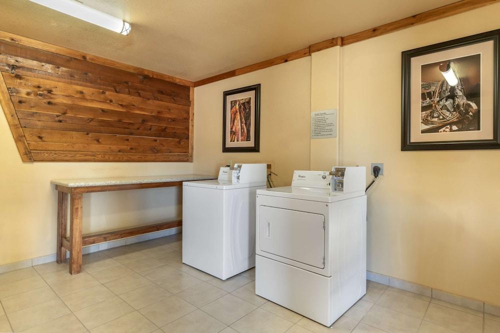 Best Western Windwood Inn & Suites photo 30