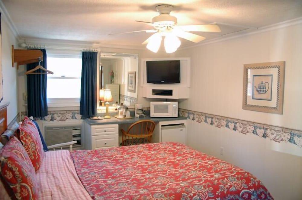 The Homestead Inn photo 55