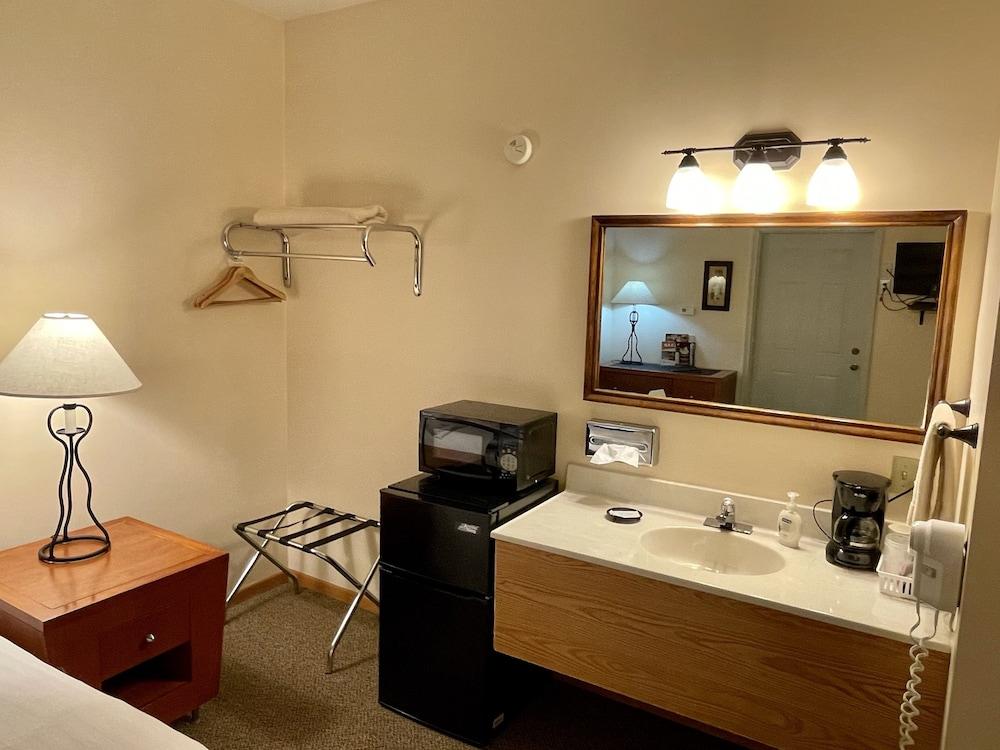Whitetail Creek Resort photo 32