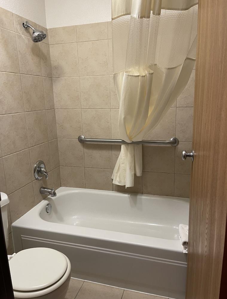 Walker Hotel photo 40