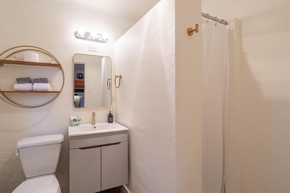 b.side motel + rv photo 19